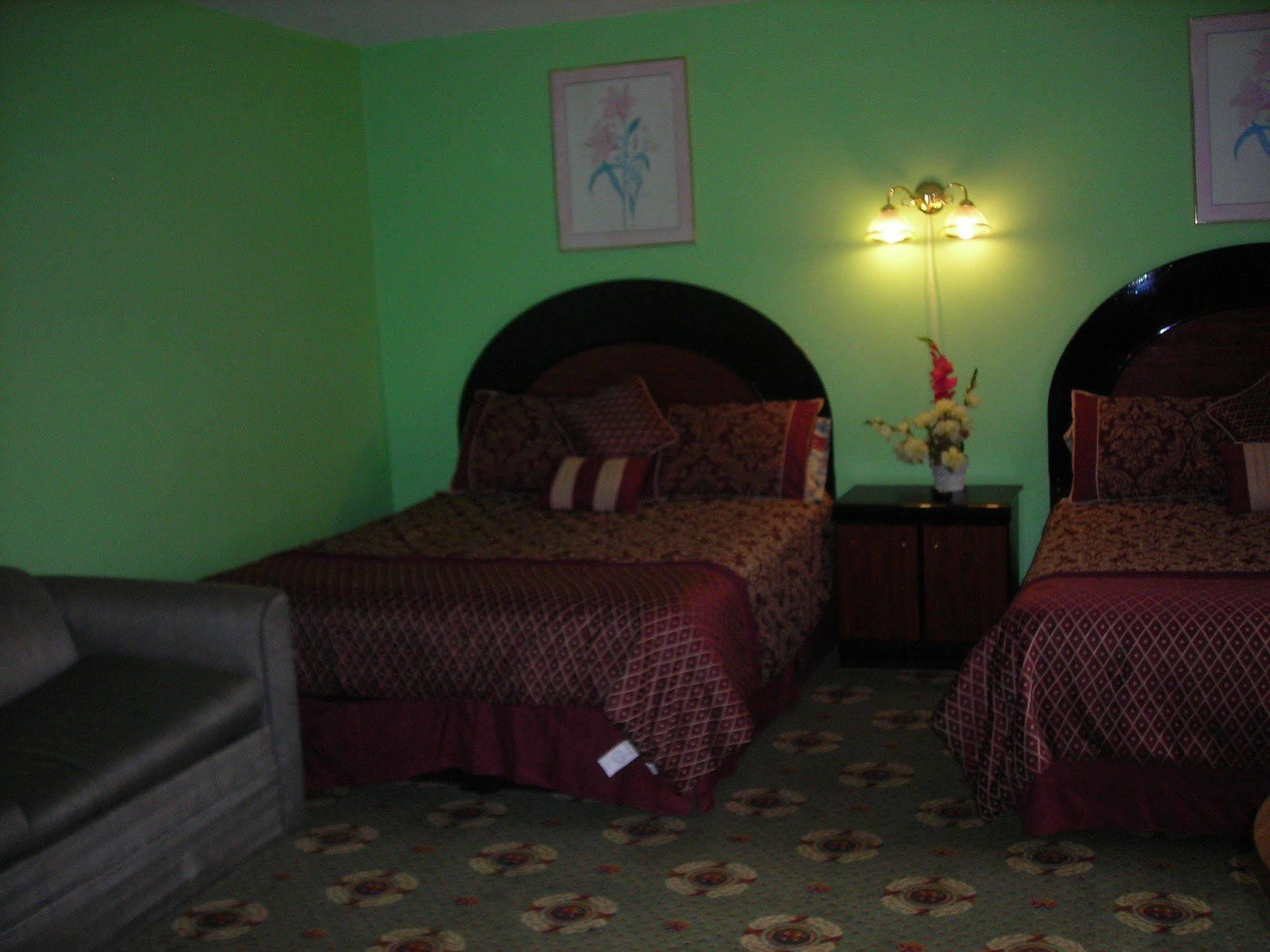 Deer Trail Motel Wisconsin Dells Exterior foto